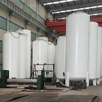 Different types of cryogenic vessels in the manufacturing workshop