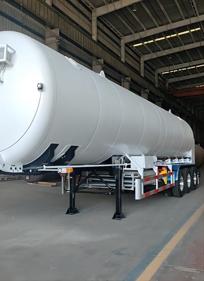 A cryo-semitrailer is specifically designed for the transportation of cryogenic gases