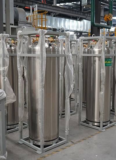 Dewar help control and maintain the liquid nitrogen density.