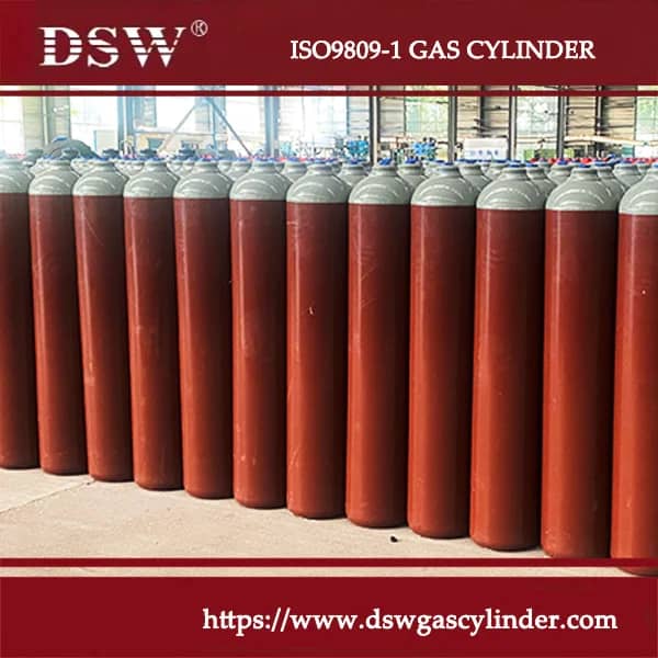 Steel gas cylinder manufactured according to ISO 9809-1 standard