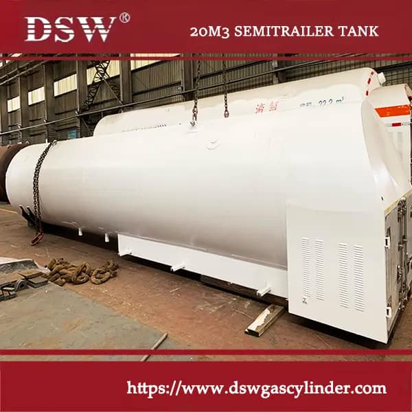 LOX semitrailer tank transporting bulk cryogenic liquid oxygen