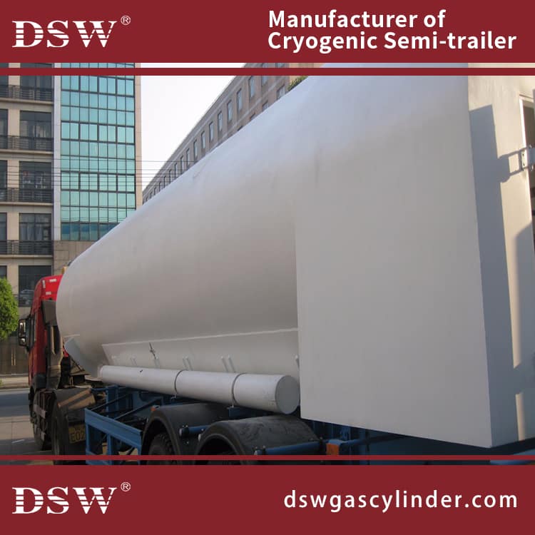 Manufacturer of Cryogenic Semi trailer