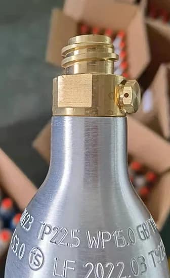 sodastream-cylinder-valve Brass valve for SodaStream CO2 cylinder with threaded connection