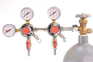 gas-cylinder-with-regulator Gas cylinder with regulator