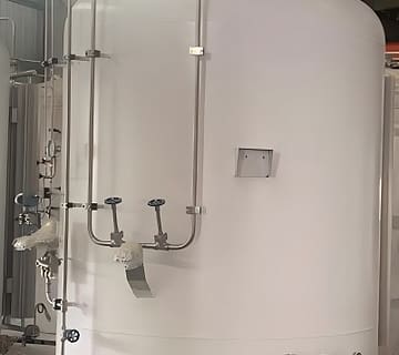 pressure relief valves for Microbulk Tanks: Functions 3 The pressure relief valve managing and controlling internal pressure