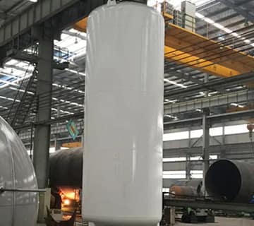 Cryogenic CO2 Tank Manufacturing: Technical Guide for Liquid CO2 Storage Tanks 2 Technical process of manufacturing a liquid CO₂ tank in a factory with precision engineering and insulation