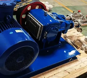 Cryogenic Pump Guide: Everything You Need to Know 2 Piston cryogenic pump for transferring ultra low temperature liquids like LNG, LOX, and liquid nitrogen