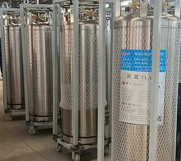 Liquid Nitrogen Dewar Sizes Guide : Types, Capacities & How to Choose 1 Liquid nitrogen dewar sizes chart from 2L to 1800L showing capacity, types, and typical applications