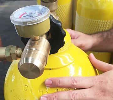 Valve Thread Standards Explained (CGA, DIN, BS & ISO) 1 Gas cylinder valve thread standards comparison including CGA, DIN, BS 341, and QF systems