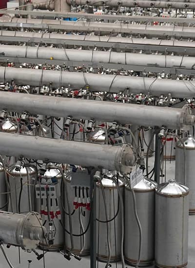 What Is a Microbulk Tank? How Do They Transform Cryogenic Gas Storage? 1 Vacuum insulated microbulk tank supplying industrial and medical gases on site