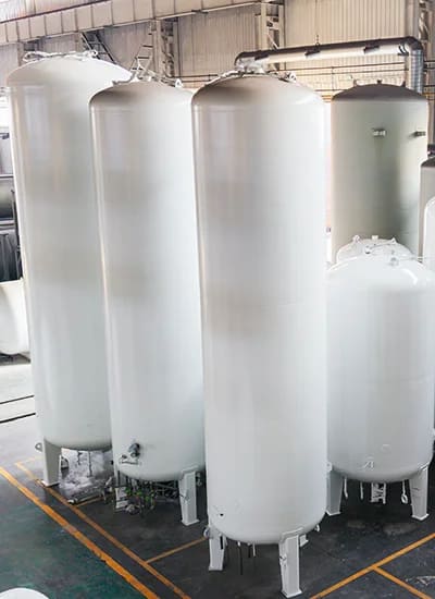 DSW vacuum insulated LN2 cryogenic tank for liquid nitrogen bulk storage at 196°C in industrial, medical, and lab use