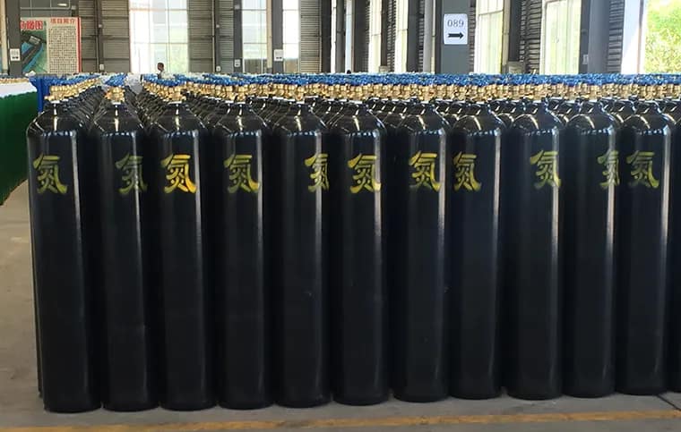 bottled nitrogen gas 4 High-purity bottled nitrogen gas cylinder for industrial applications