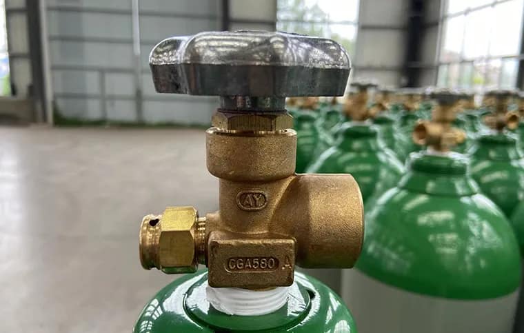 CGA580 cylinder valve 4 Inert Gas Cylinder Valve with CGA580 Fitting for High-Pressure Applications