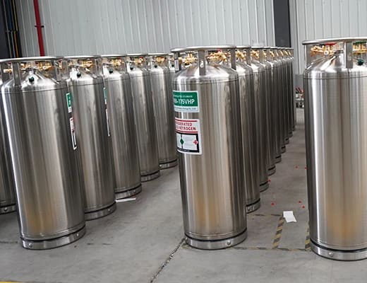 Liquid Nitrogen Storage Systems: Technology, Safety, and Future Innovations 1 Portable Dewars for liquid nitrogen storage and transport