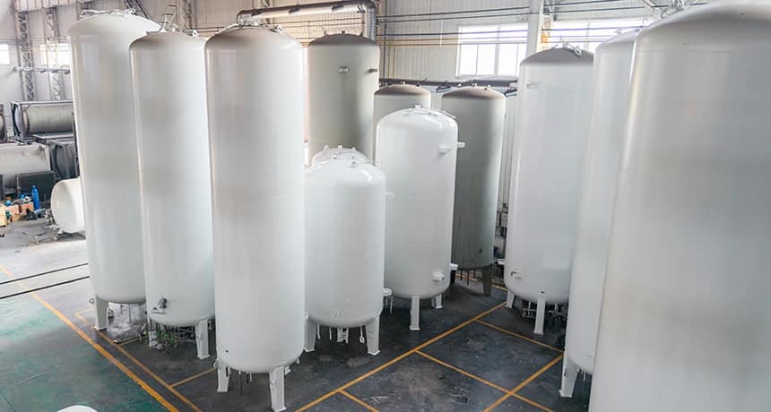 LO2/ LN2/ LAr cryogenic tanks 4 Cryogenic tank for LOX, LN₂, and LAr in industrial and medical applications