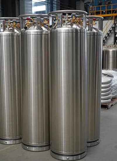 Industrial Gas Storage and Supply Systems 6 Cryogenic dewars for laboratory and industrial cryogenic liquid storage