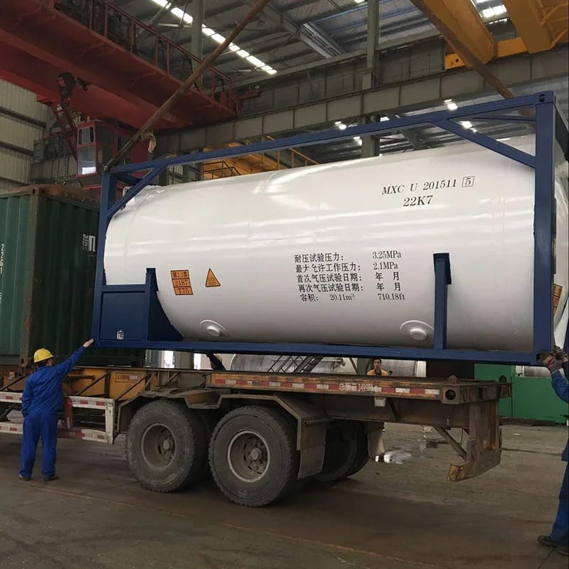 Industrial Gas Transport Solutions for Global Supply Chains 2 ISO T75 tank container for LNG and cryogenic gas transport with vacuum insulation for global intermodal logistics