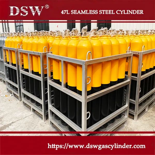 High-pressure steel bottles for industrial and medical gas storage