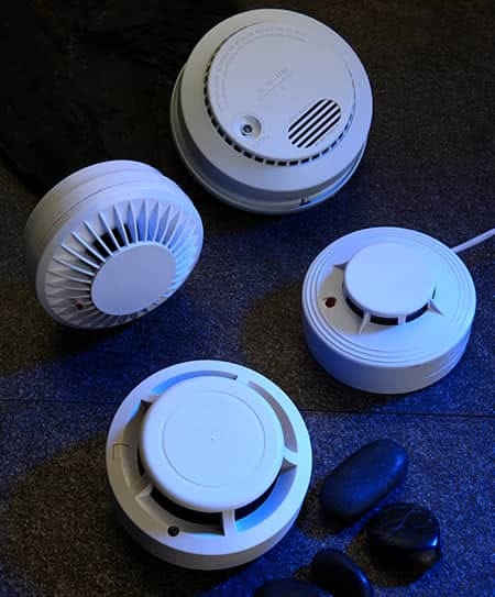 smoke detector smoke alarm